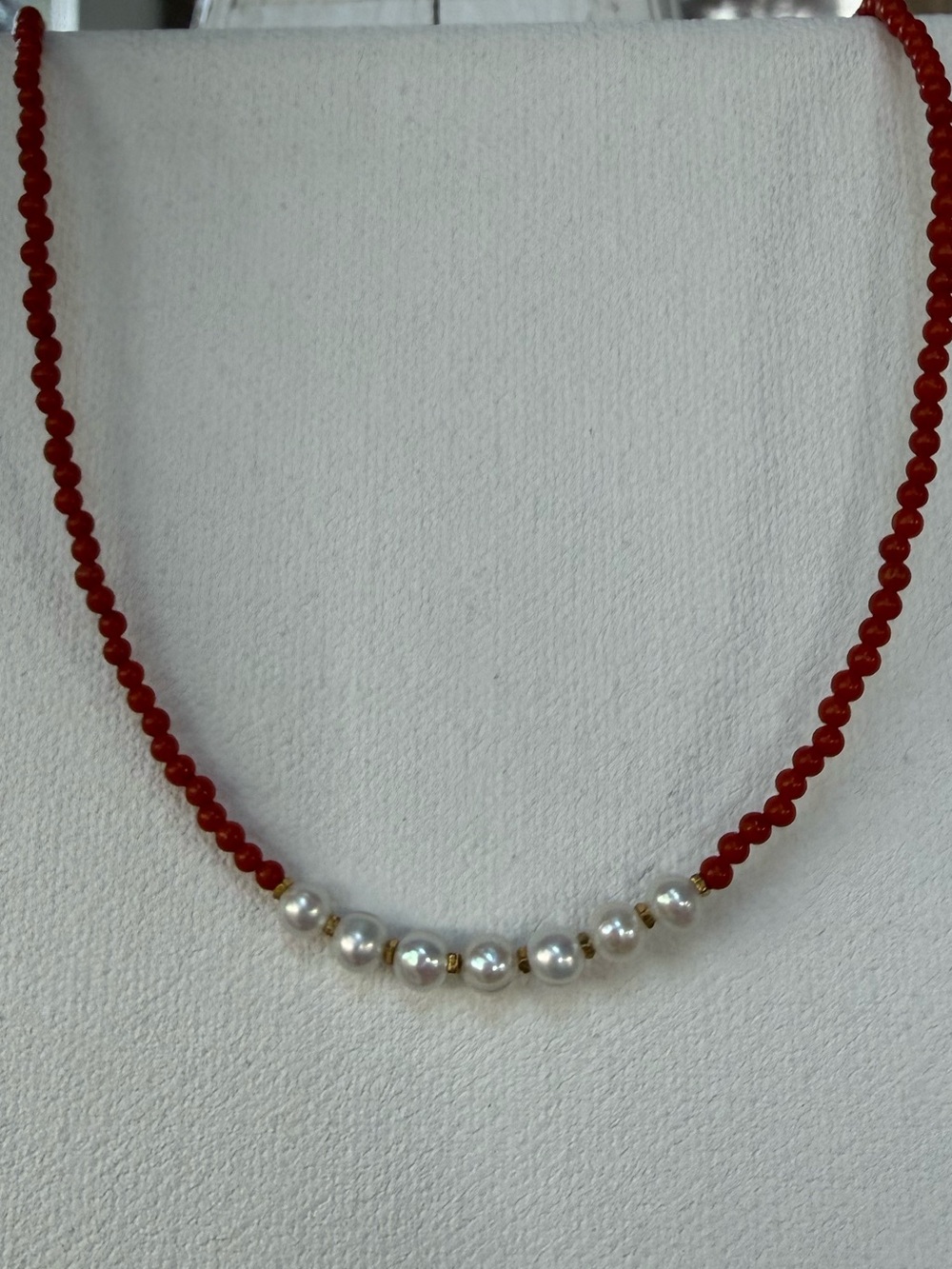 Red Agate Beaded Necklace with Pearls
